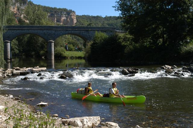 Lot_Cele_canoe
